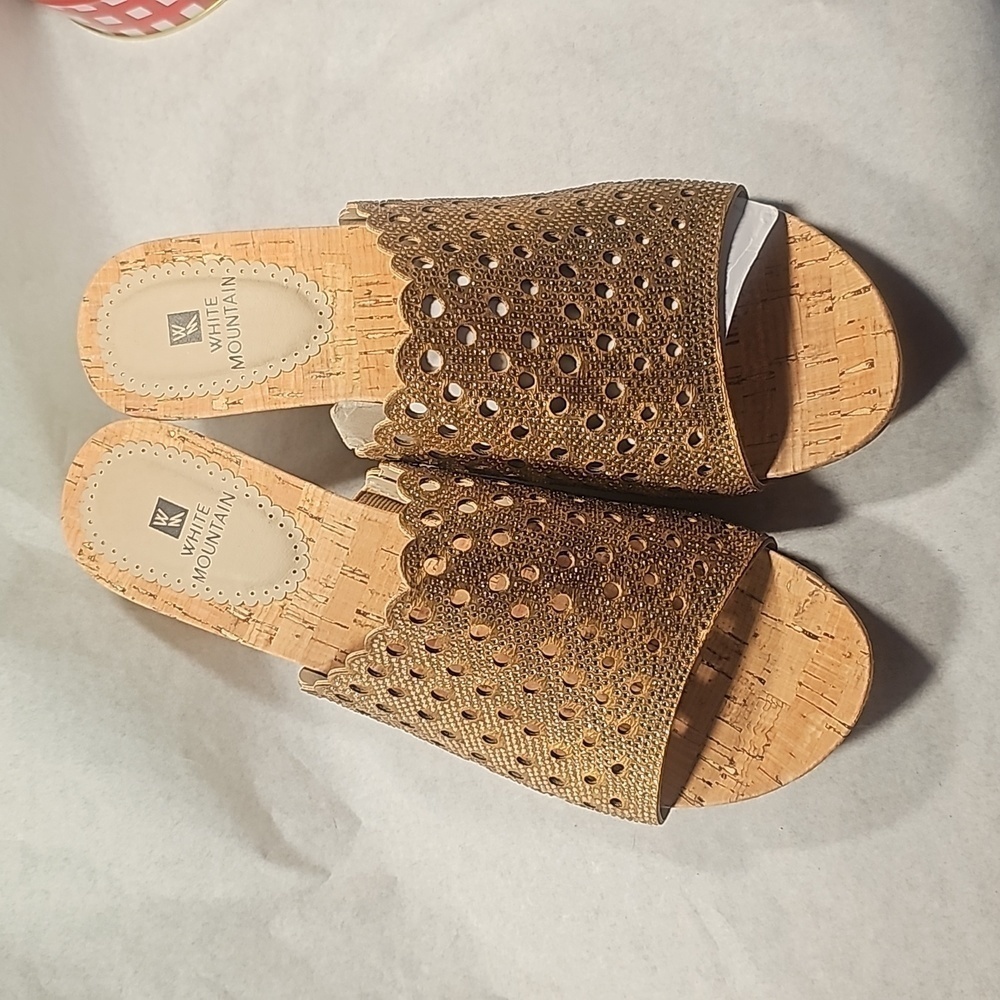 Women's White Mountain Wedge Slip-ons NWT